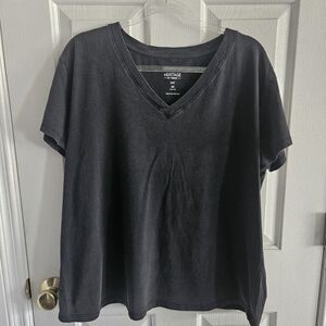 NWOT Torrid Heritage Jersey V-Neck Relaxed Fit Tee